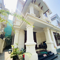 Vị Trí Vip! Mặt Phố Kinh Doanh, Bán Biệt Thự Việt Hưng,Diện Tích228M2,Mặt Tiền14M. Cạnh Trường Marie Curie.