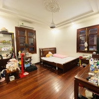 Vị Trí Vip! Mặt Phố Kinh Doanh, Bán Biệt Thự Việt Hưng,Diện Tích228M2,Mặt Tiền14M. Cạnh Trường Marie Curie.