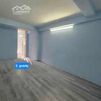 12 Triệu/Tháng- 3 Tầng Hưng Phú, P8, Q8 4 Phòng Ngủ Đường Trước Nhà 16M, Gần Cầu Chữ Y