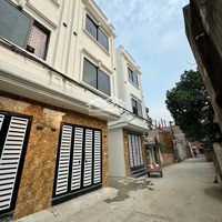 Nhà 3T*33M2 Lô Góc Mặt Đường Thông Ô Tô Tránh. Sát Chợ Trường. Kinh Doanh Nhỏ Được. Giá Chỉ 2,92 Tỷ