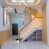 Giá Bán 3,3 Tỷ - 3.4X10 - Âu Cơ Q11 - Trệt Lầu, 2 Phòng Ngủ 2 Vệ Sinh- Nhà Mới - Hc Đủ - Sổ Đẹp