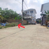 Hoa Hậu Ngọc Bài, Ngọc Liệp, Quốc Oai