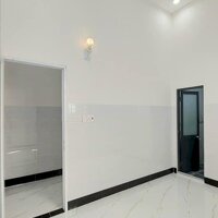 Nhà cấp 4, 150m2, xây kiên cố, Củ Chi, SHR, Giá 1 tỷ 060.
