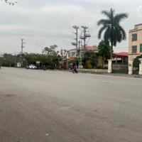 Bán lô đất  mặt đường Hùng Vương, Quán Toan, giá chỉ 4,x tỷ  LH 0979087664