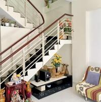 HÀNG THƠM - Nhà 2 lầu ST mặt tiền hẻm 4m Nguyễn Thị Thập, Quận 7