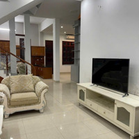 Cho Thuê Biệt Thự 210M2 X 4 Tầng, Full Nội Thất, Giáp Vin Smart City, 25 Triệu. Liên Hệ: 0888516777