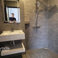 Chủ Cần Bán Nhà 62 M2, 5 Tầng, Mặt Tiền 4 M . Chủ Rao Bán 13,3 Tỉ ( Cócó Thương Lượngchút )