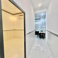  Kẹt tiền ra gấp căn nhà 1 lầu Phía sau An SƯơng,Bà Điểm,Hóc Môn 56m2 790Tr, Đã có Sổ Riêng