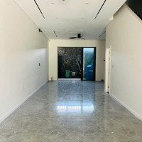 Bán Nhà 2 Tầng Hiện Đại, Điện Âm, Thiết Kế Sang Trọng, Khu Vực Nam Hòa Xuân, Đà Nẵng Giá Bán 5.5 Tỷ