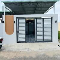 Nhà mới dọn vào ở ngay 135m2, SHR, Củ Chi, Giá 1 tỷ 040.
