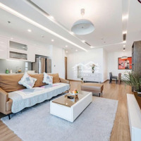 Bán Gấp Căn Góc 3 Ngủ View Hồ Tây. Diện Tích Hiếm 100M2. Tòa Kosmo Tây Hồ. Tầng Trung. 0983191393