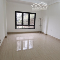 Chính Chủ Cho Thuê Nhà Liền Kề Ở Mậu Lương, Kiến Hưng 60Mx4T, 3N, 3 Vệ Sinhdh, Nl Đầy Đủ 15 Triệu/Th
