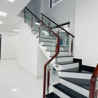 Biệt Thự 3 Tầng Nhà Đẹp Sẵn Máy Lạnh, Thang Máy, Ngăn Phòng Đầy Đủ Xem Nhà Ngay- Nguyễn Hưng