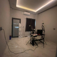 -Cho Thuê Nhà Nguyên Căn Mặt Tiền Trần Huy Liệudiện Tích5X25-4 Tầng.giá Thuê 35 Triệu/Tháng
