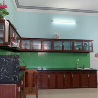 Cho Thuê Nhà Nguyên Căn Hẻm Phước Long Gần Chợ , G.iá Thuê : 5 Triệu. 037.549.7011