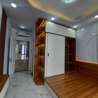 Bán Nhà Mặt Tiền Ngay Đ. Hai Bà Trưng - Nhà Thờ Tân Định - Dt4X18 4 Tâng Sân - Giá Bán 27 Tỷ
