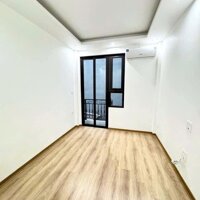 Cho thuê nhà ngõ 141 Giáp Nhị, 5 tầng x 23m2, 11 Triệu ô tô 50m2