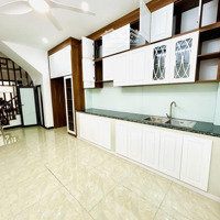 Bán Nhà Trương Định, Ô Tô Đỗ Cửa, Kinh Doanh, 42M2. 8.2 Tỷ