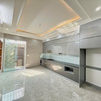 Bán Nhà 90M2 Thang Máy Mặt Ngõ Ngô Gia Tự, Đường Rộng 6M Có Gara Ô Tô Tầng 1 Chỉ Nhỉnh 7 Tỷ
