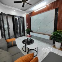 Bán Nhà 30M2 X 4 Tầng Giá Bán 6,8 Tỷ, Hoàng Văn Thái, Nhà Đẹp Ở Ngay Full Nội Thất, Ngõ Thông Gần Ô Tô.