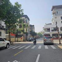 Bán Nhà Mặt Phố 2 Tầng Cũ 247M2,Mặt Tiền17M, Lô Góc, Phân Lô, Kinh Doanh 55.95 Tỷ