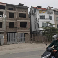 Bán Biệt Thự Nguyễn Xiển 218M2, Giá Bán 45 Tỷ, Nhà Nội Thất Đẳng Cấp Vip