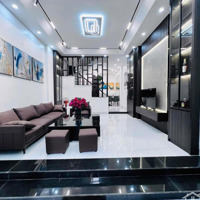 Bán Nhà Đẹp, Gần Phố Linh Lang , Đội Cấn Ngõ Nông Rộng . Diện Tích: 36M X5T Sổ Đẹp Không Lỗi Phong Thuỷ