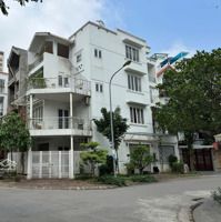 Bán Nhà Vuờn Ở Khu Đô Thị Việt Hưng, Giang Biên, 31 Tỷ, 106M2, Căn Góc, 4 Tầng. Đẳng Cấp.