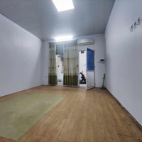 Cho Thuê Nhà Đội Cấn, Ba Đình, Sát Phố, Kd, Văn Phòng, 32M2, 6 Triệu