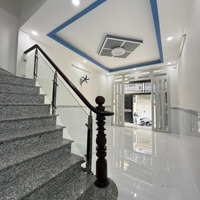 Hiếm! Nhàhẽm Xe Hơihoàng Ngân Q8, 3 Tầng Đẹp, 4 Phòng Ngủchỉ Hơn 4.5T, Mới Vô Ở Ngay, Xem Ngay Mới Kịp!