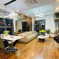 Bán Chcc Oriental Plaza 685 Âu Cơdiện Tích106M2=3Pn= Giá Bán 3Tỷ9. 89M2=2Pn=3.5Ty Liên Hệ: 0934 144 525 Hương