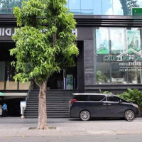 Tòa Nhà Mới Xây Gần Ngã 4 Tôn Thất Tùng - Nguyễn Thị Minh Khai Quận 1