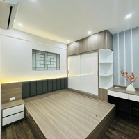 Tặng Full Nội Thất, Bán Chung Cư T2A Võng Thị - Trích Sài Đi Ra Hồ Tây 100M 2 Phòng Ngủ50M2, 56M2
