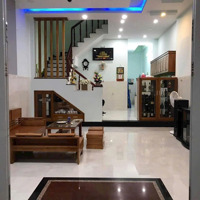 Bán Nhà 3 Tầng Đẹp - Vĩnh Hoà- Cách Biển 800M- Giá Bán 5,5Tỷ