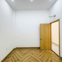 Nhà xây mới 2 phòng ngủ, gần trường đại học Kỹ Thuật Công Nghệ