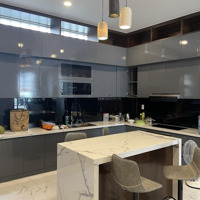 Bán Nhà Đường 8M Lê Quang Định (6X15M) 4 Tầng Mới Cứng Ở Ngay Tặng Nội Thất Cao Cấp Giá Chỉ 10.8 Tỷ