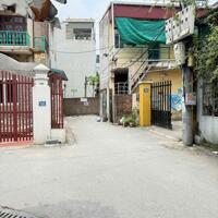 Hơn 5 tỷ chút có ngay mảnh đất gần 50m2 ở Cửu Việt. LH: 0379483926
