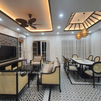 Biệt Thự Đơn Lập 200M Full Nội Thất Cao Cấp Cằm Cạnh Clubhouse Gía Bán Rất Rẻ Chỉ 7 Tỷ Bao Thuế Phí