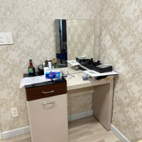 Hot Hot Cho Thuê Căn Hộ Mỹ Khánh 4B 118M2 2 Phòng Ngủ 2 Vệ Sinhđầy Đủ Nội Thất Cao Cấp Có Ghế Massage Chốt 22 Triệu