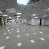 Cho Thuê Nhà Mặt Phố Nguyễn Bá Khoản Làm Văn Phòng Siêu Đẹp Với Lô Góc Dài 20M Sàn Cực Rộng Thông