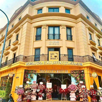 Cho Thuê Nhà Mặt Phố Nguyễn Bá Khoản Làm Văn Phòng Siêu Đẹp Với Lô Góc Dài 20M Sàn Cực Rộng Thông