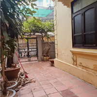 Bán Biệt Thự Sân Vườn Đội Cấn, 150M2, Xây 4 Tầng,Mặt Tiền7M, Gần Phố. 26 Tỷ