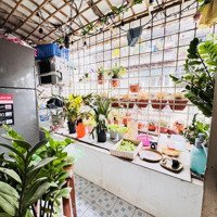 Em Bán Căn Nhà Tập Thể Phố Vip Hào Nam Trung Tâm Đống Đa Full Nội Thất Đẹp Hai Thoáng Mát Rượi