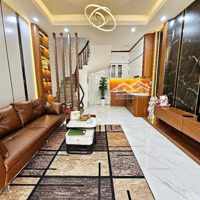 Bán Nhà Lĩnh Nam Gần Chợ - 3 Bước Ra Phố - Nhà Đẹp -Mặt Tiềnrộng - Nhà Thoáng Sáng