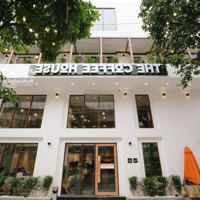 Cho Thuê Nhà Mp Lê Thái Tổ, 100M2 Diện Tích, 8M Mặt Tiền, View Hồ Gươm, Mô Hình Sạch Đẹp