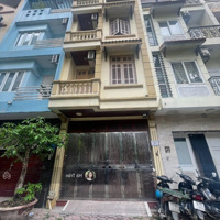 Căn Góc! Trung Yên - Trung Hoà, Gara, Thang Máy, Vỉa Hè Rộng, Văn Phòng Đẹp 65M X 6T
