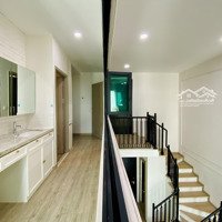 Không Thể Bỏ Lỡ Cơ Hội Thuê Căn 2 Phòng Ngủduplex Tại Feliz En Vista
