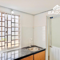 Phòng Gác Ban Công Mới Xây Tại Trương Văn Thành