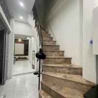 Cho thuê nhà nguyên căn ở nhóm sinh viên ngoan ngõ 295 Bạch Mai, 3 tầng 3 ngủ, 12 Triệu