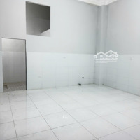 Cho Thuê Nhà Mặt Phố Tại Phường Long Thạnh Mỹ, Quận 9, Tp.hcm, Giá Ưu Đãi 20 Triệu, 250M2